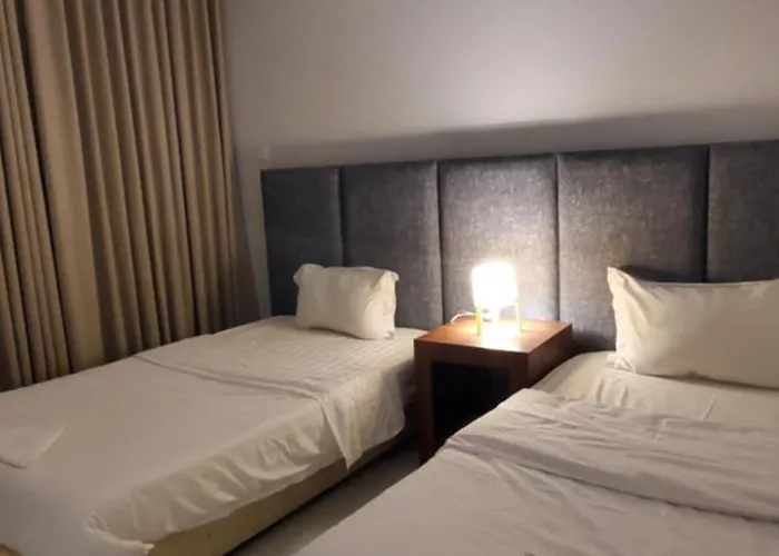 Rehana Al-Wurud Suites